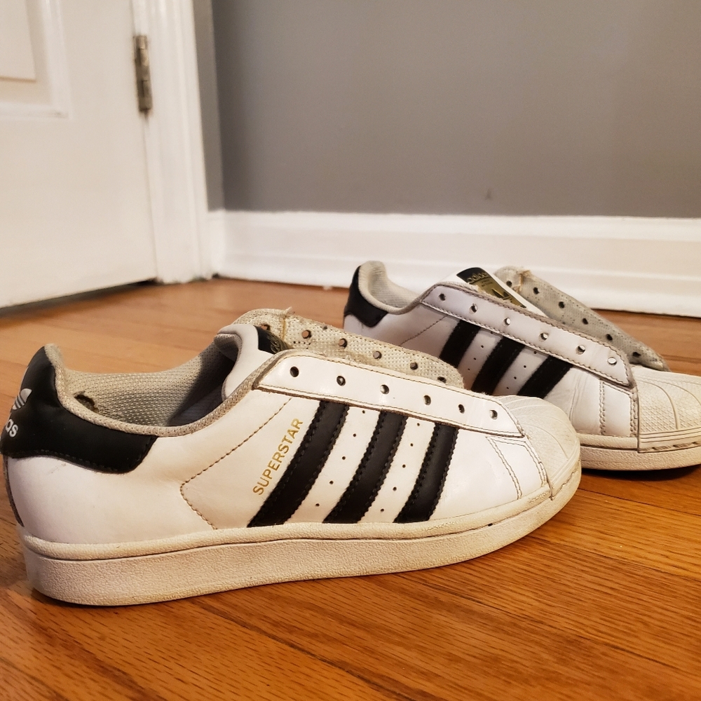 Adidas superstars (no laces)